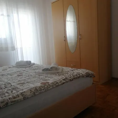 Matanovi Dvori * Vir