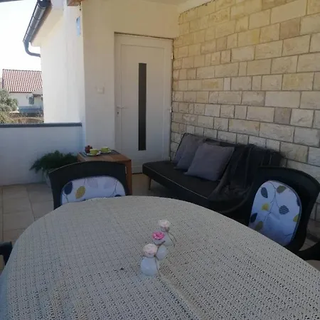 Matanovi Dvori Vir