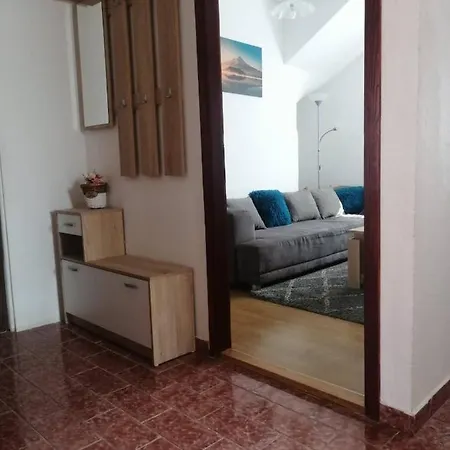 Matanovi Dvori * Vir